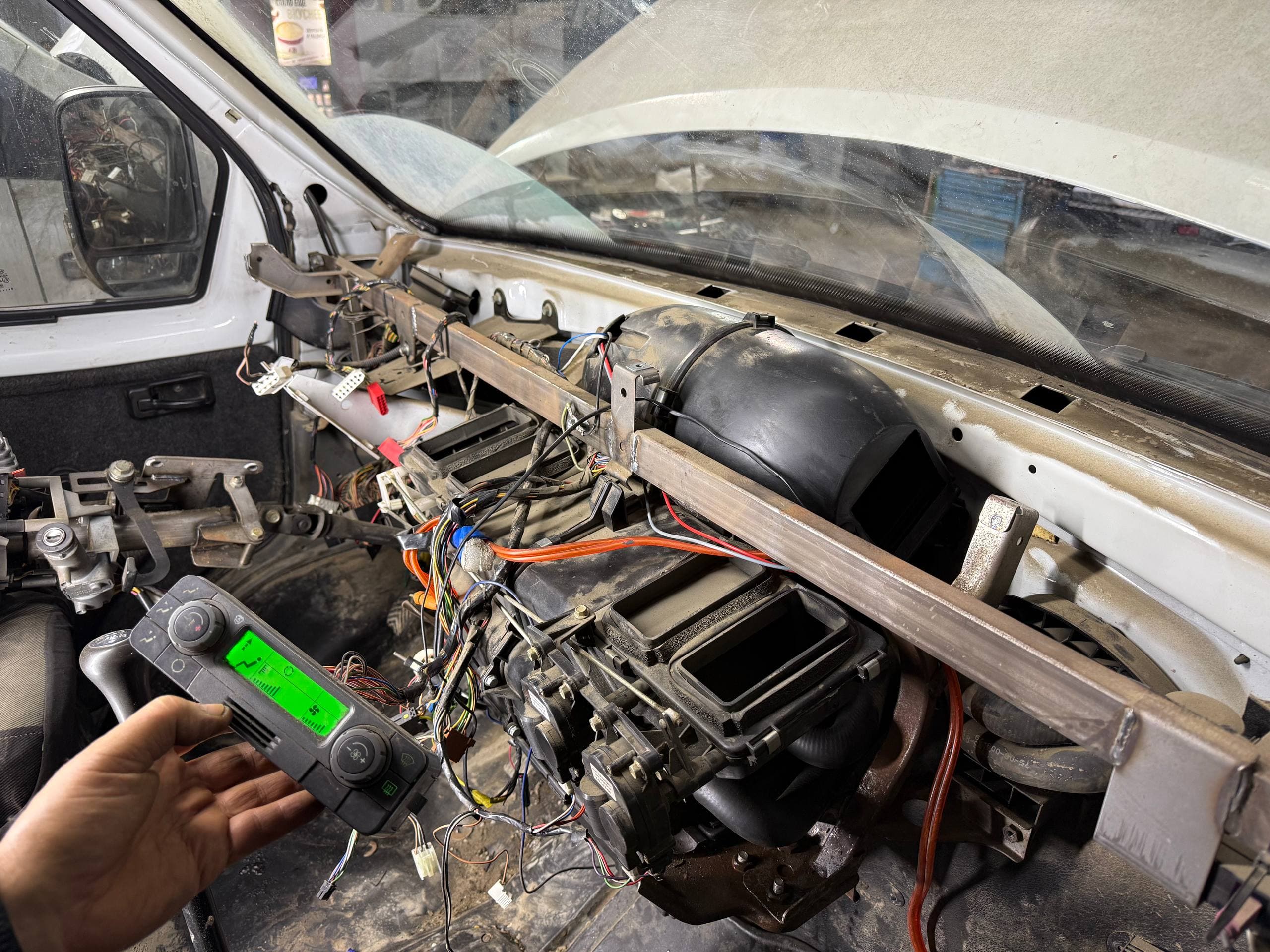 Замена моторчика отопителя салона Газель